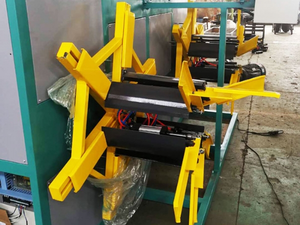 圓柱式滴灌（guàn）管生（shēng）產線