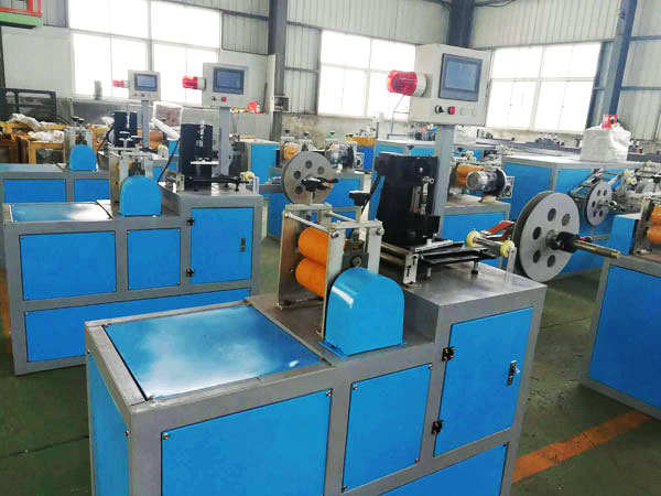 雙（shuāng）層微噴帶（dài）生產（chǎn）線