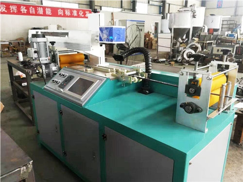 微（wēi）噴帶激（jī）光（guāng）打孔機