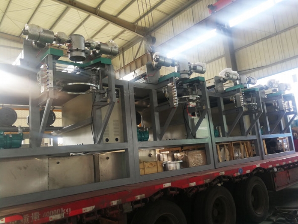 雙層微噴（pēn）帶生產（chǎn）線